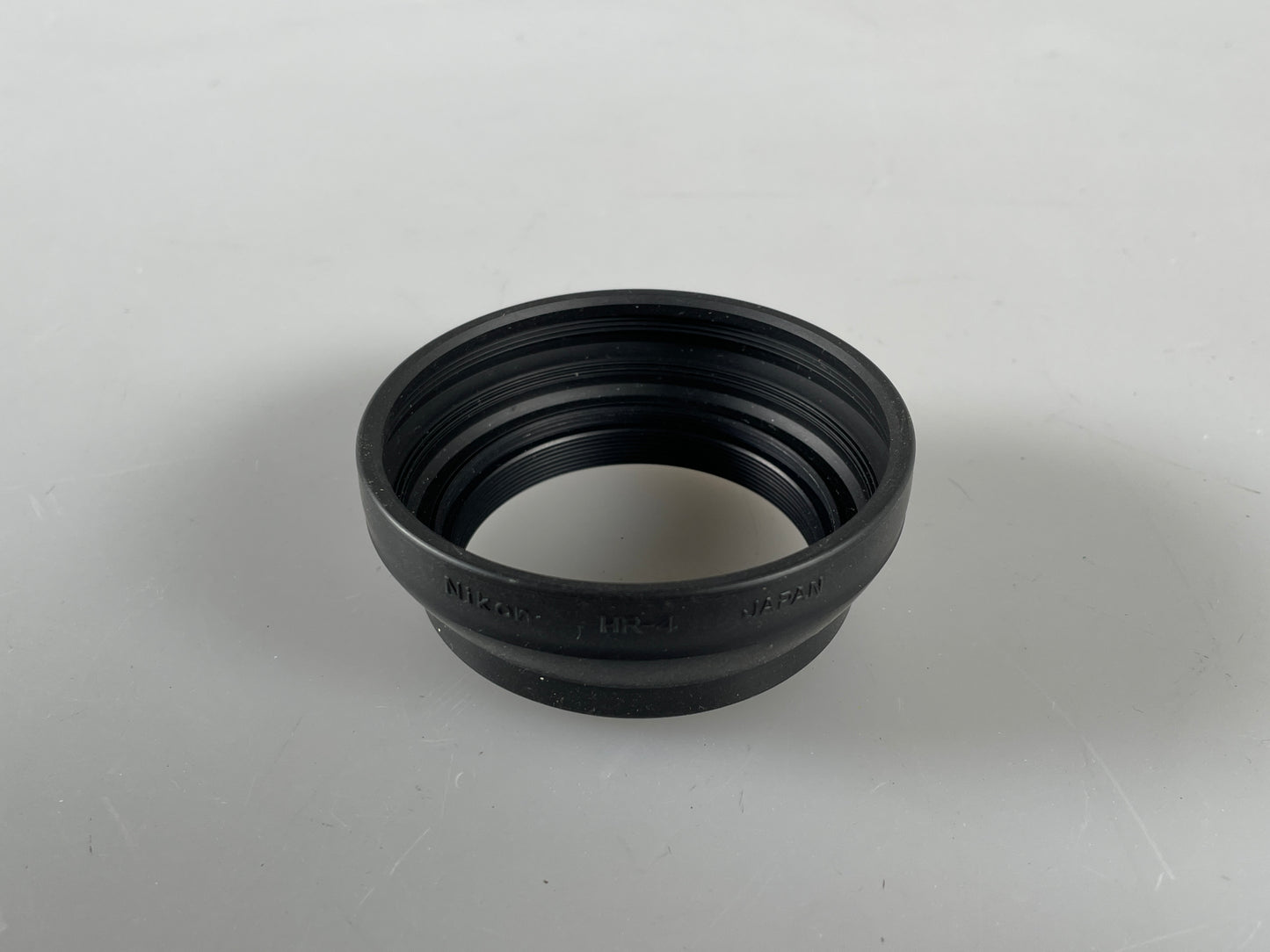 Nikon HR-4 Rubber Lens Hood For 52mm Nikon 50mm lens