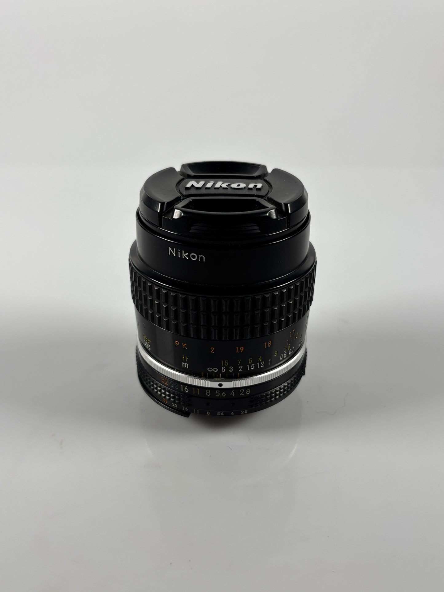 Nikon Nikkor AIS 55mm f2.8 Micro Lens