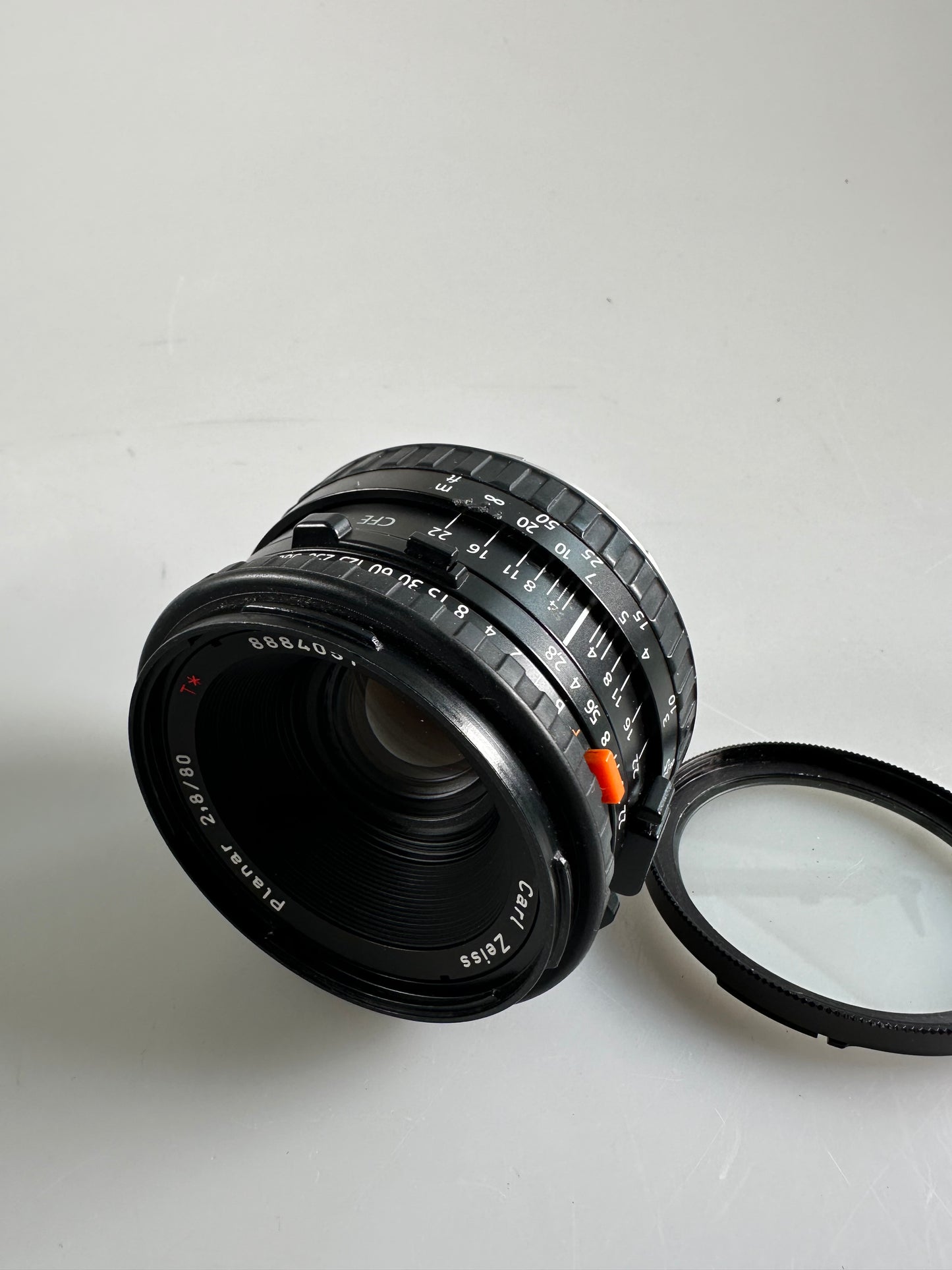 Hasselblad Carl Zeiss Planar T* 80mm F2.8 CFE camera Lens