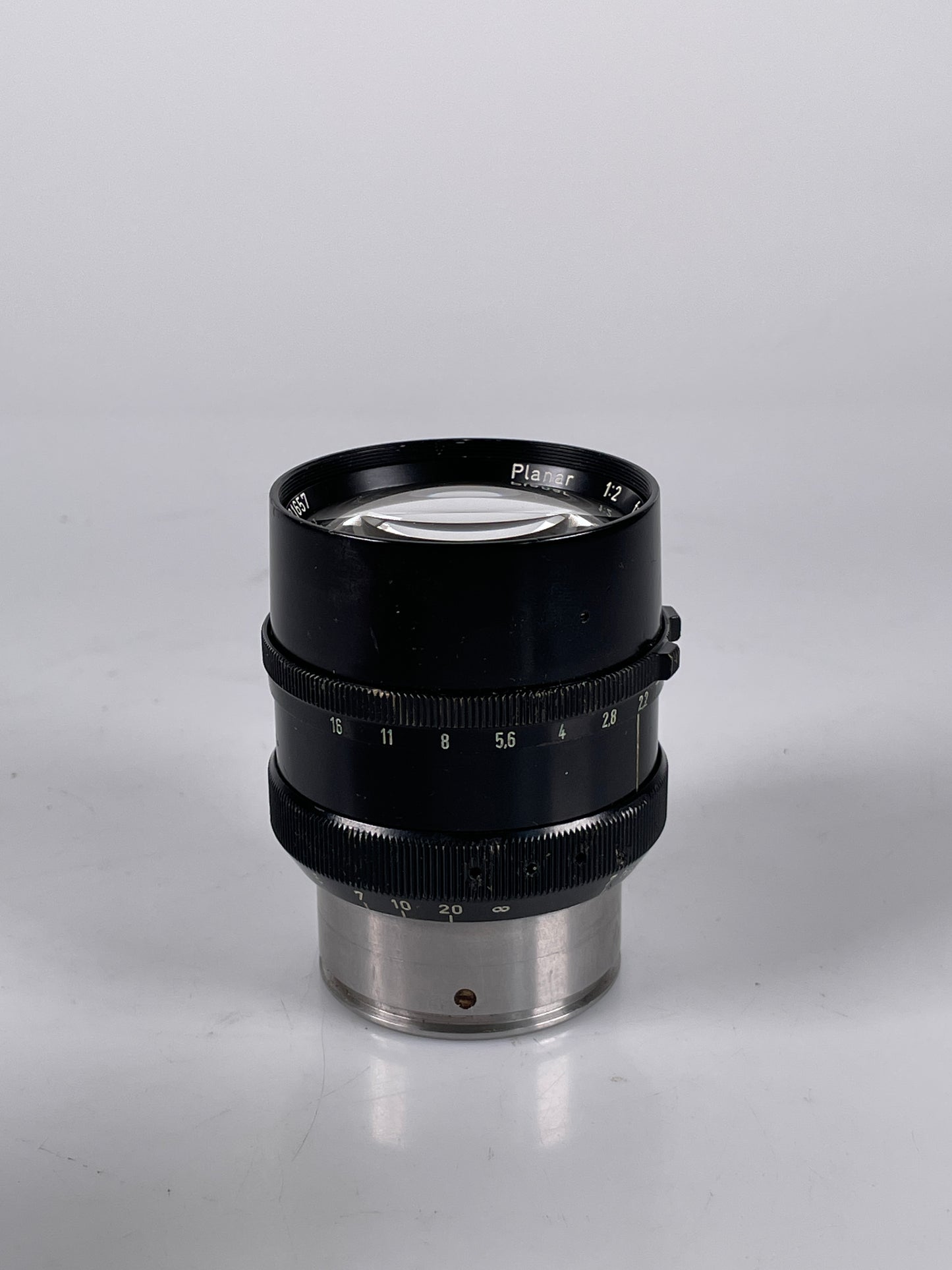 Carl Zeiss Planar 85mm F2 for Arri standard cine lens for 16mm