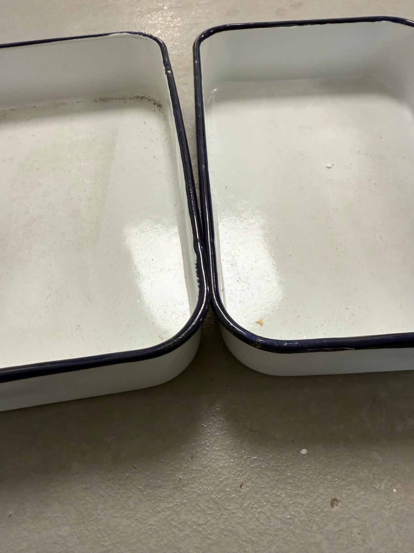 Vintage Porcelain White/Blue Enamel Photo Developing Tray - Film Darkroom 9x6 set of 3