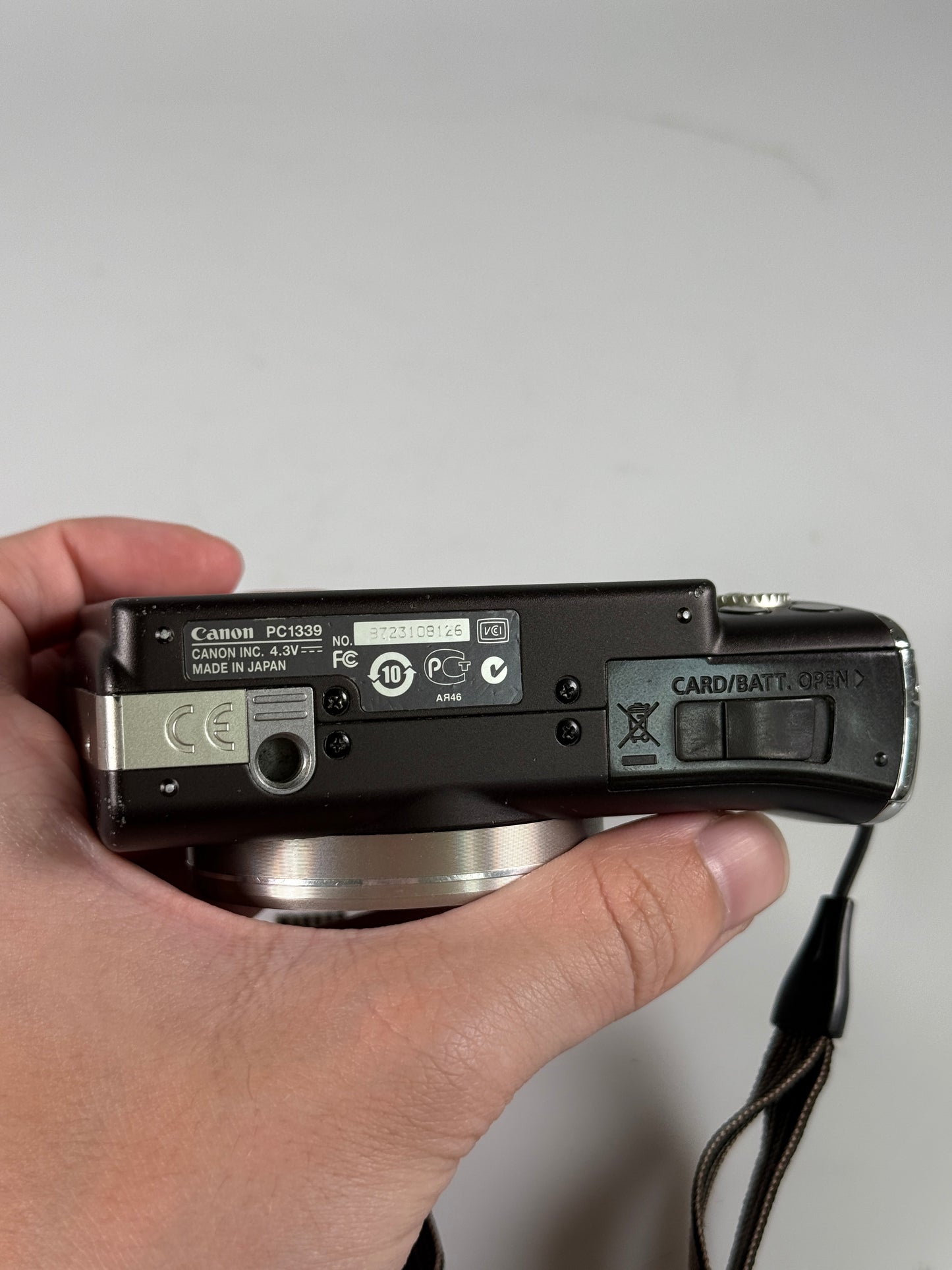 Canon PowerShot SX200 IS 12.1MP Digital Camera - Black