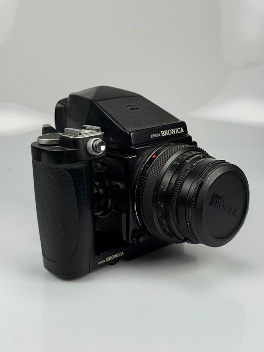 Zenza Bronica ETRSi Medium Format Film Camera, prism, Finder grip, 75mm f2.8 lens kit