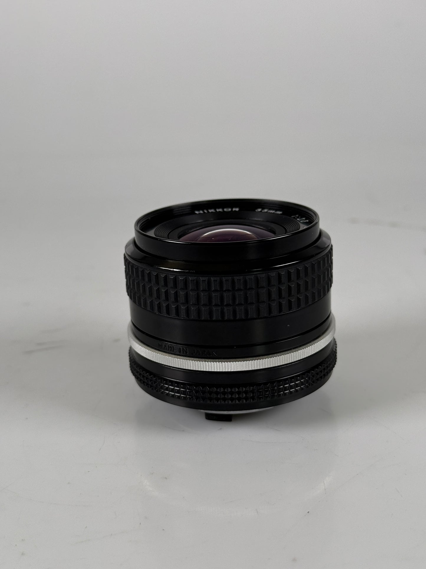 Nikon 35mm f2.8 ai manual focus 35mm film camera lens