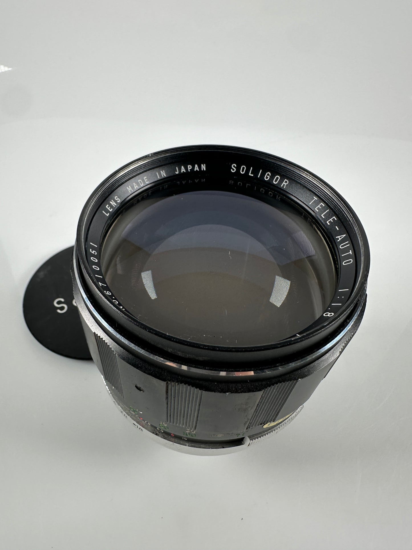 Soligor 135mm f1.8 Lens Telephoto with Caps M42 screw mount lens