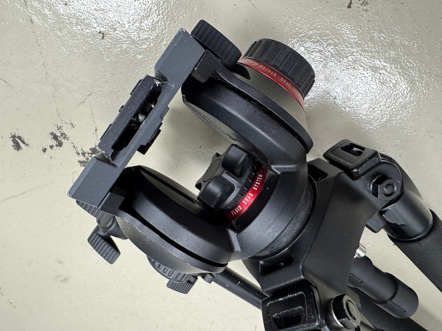 Manfrotto Tripod video head 504HD with Miller legs