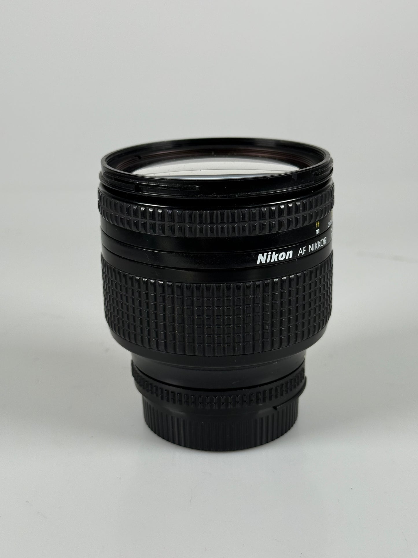 Nikon AF Nikkor 24-120mm F3.5-5.6 D Zoom Lens For F Mount