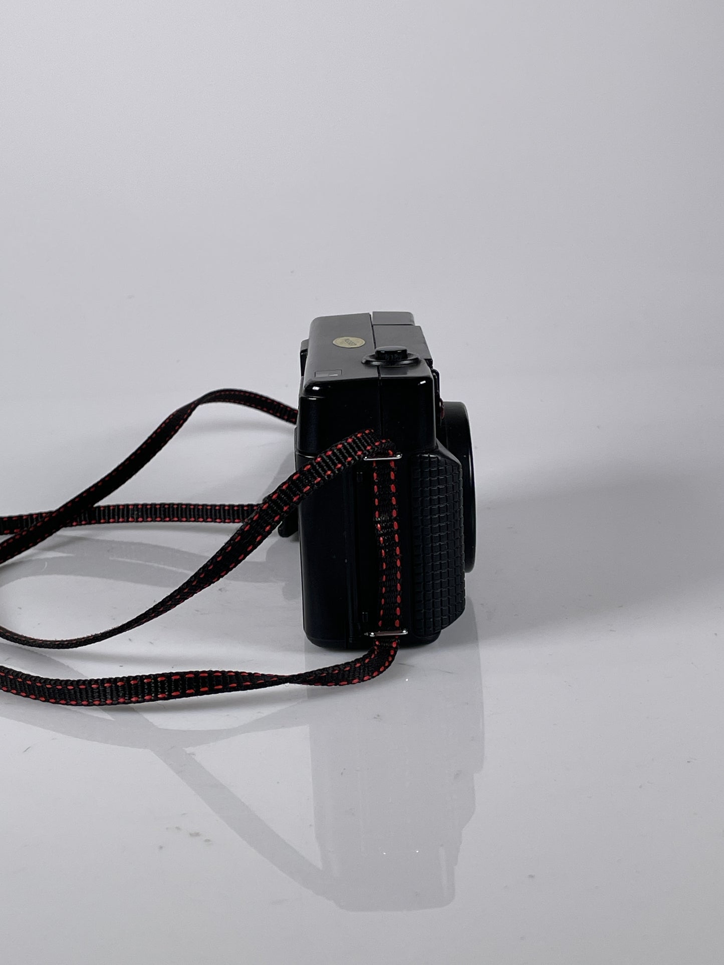 Nikon L35AD AF point & shoot ISO 400 Film Camera