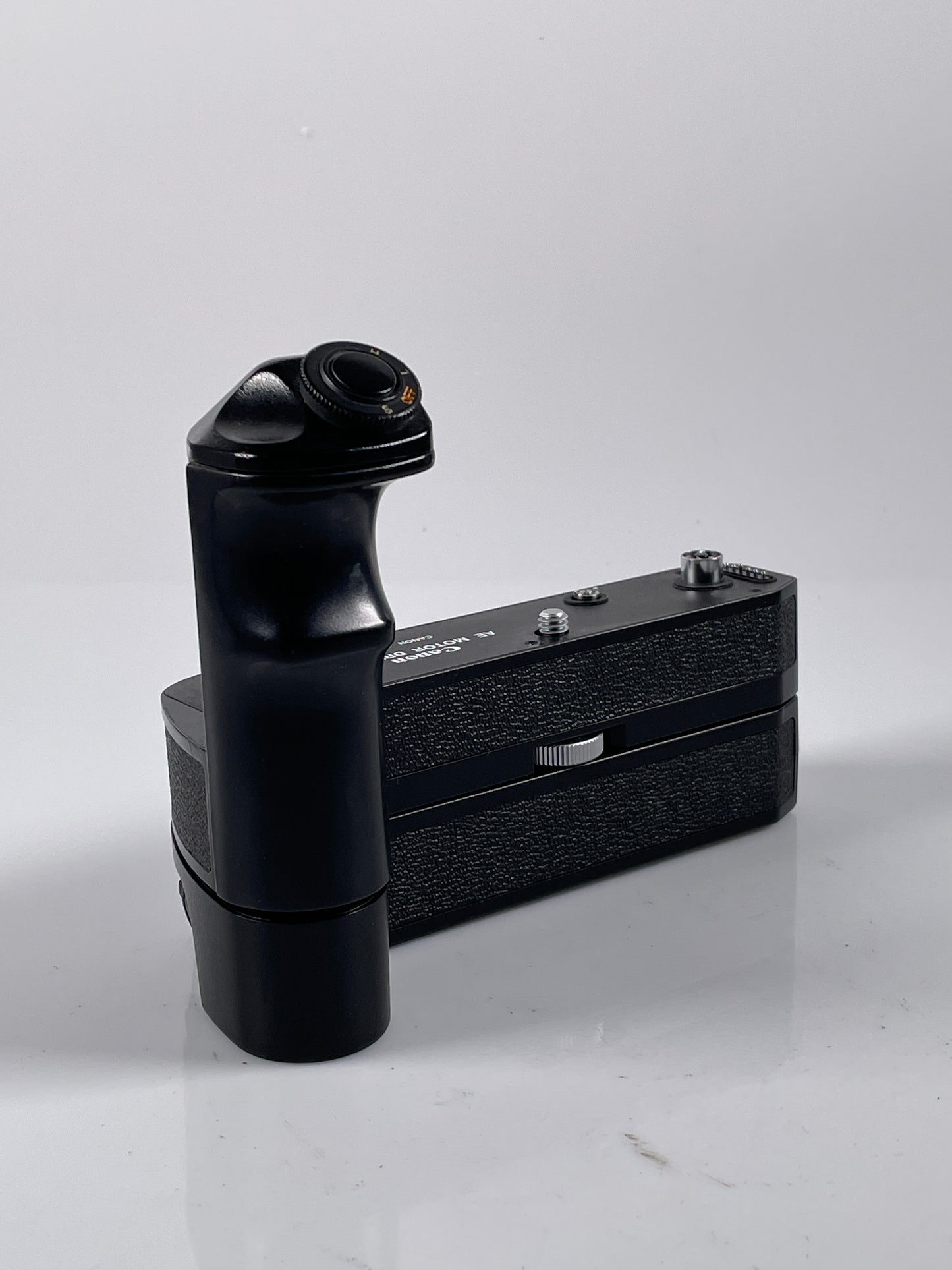 Canon AE Motor Drive FN for New F-1n Tested with Nicad battery