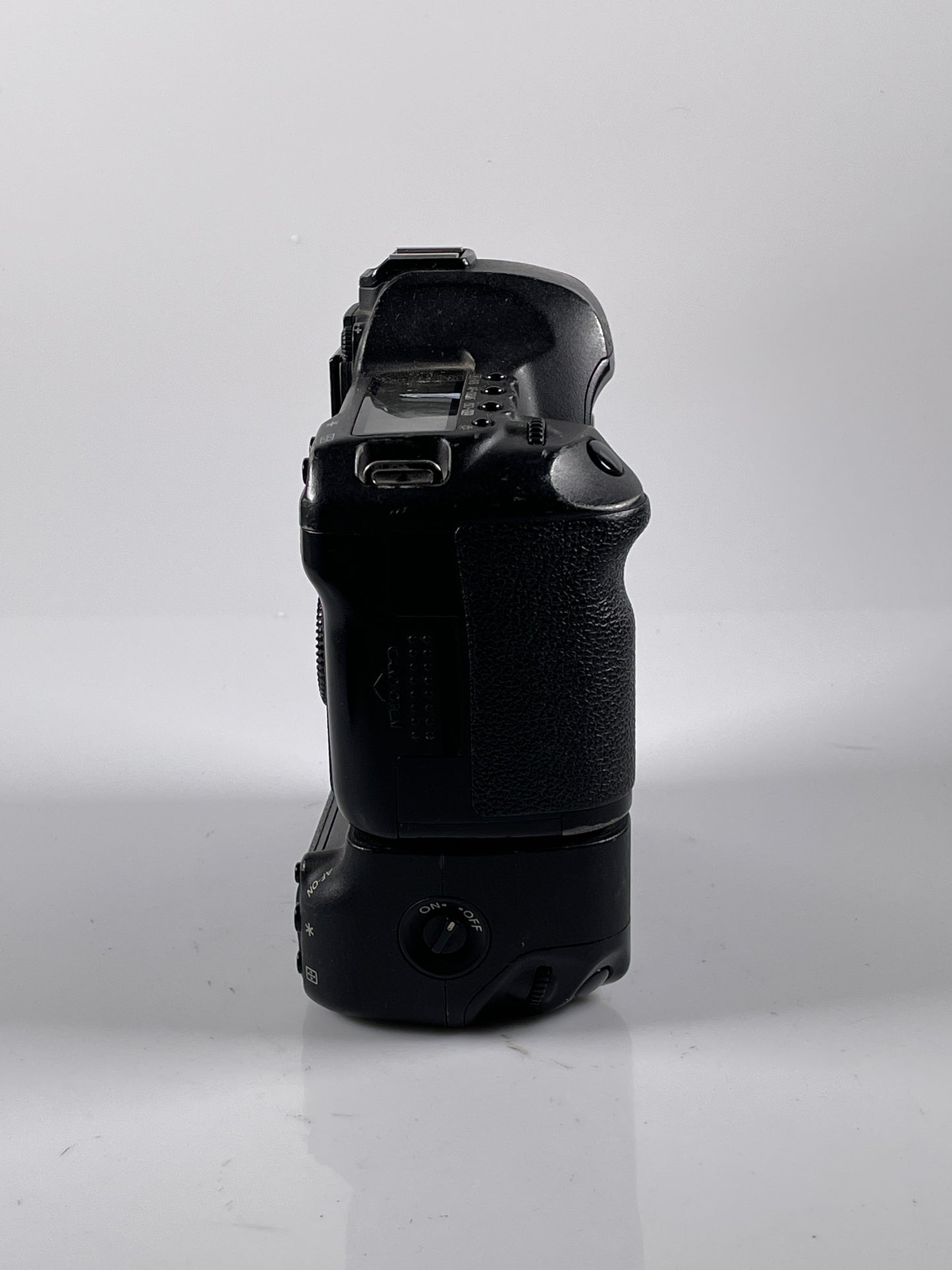 Canon EOS 5D Mark II 21.1MP Full Frame Digital SLR Camera Black Body