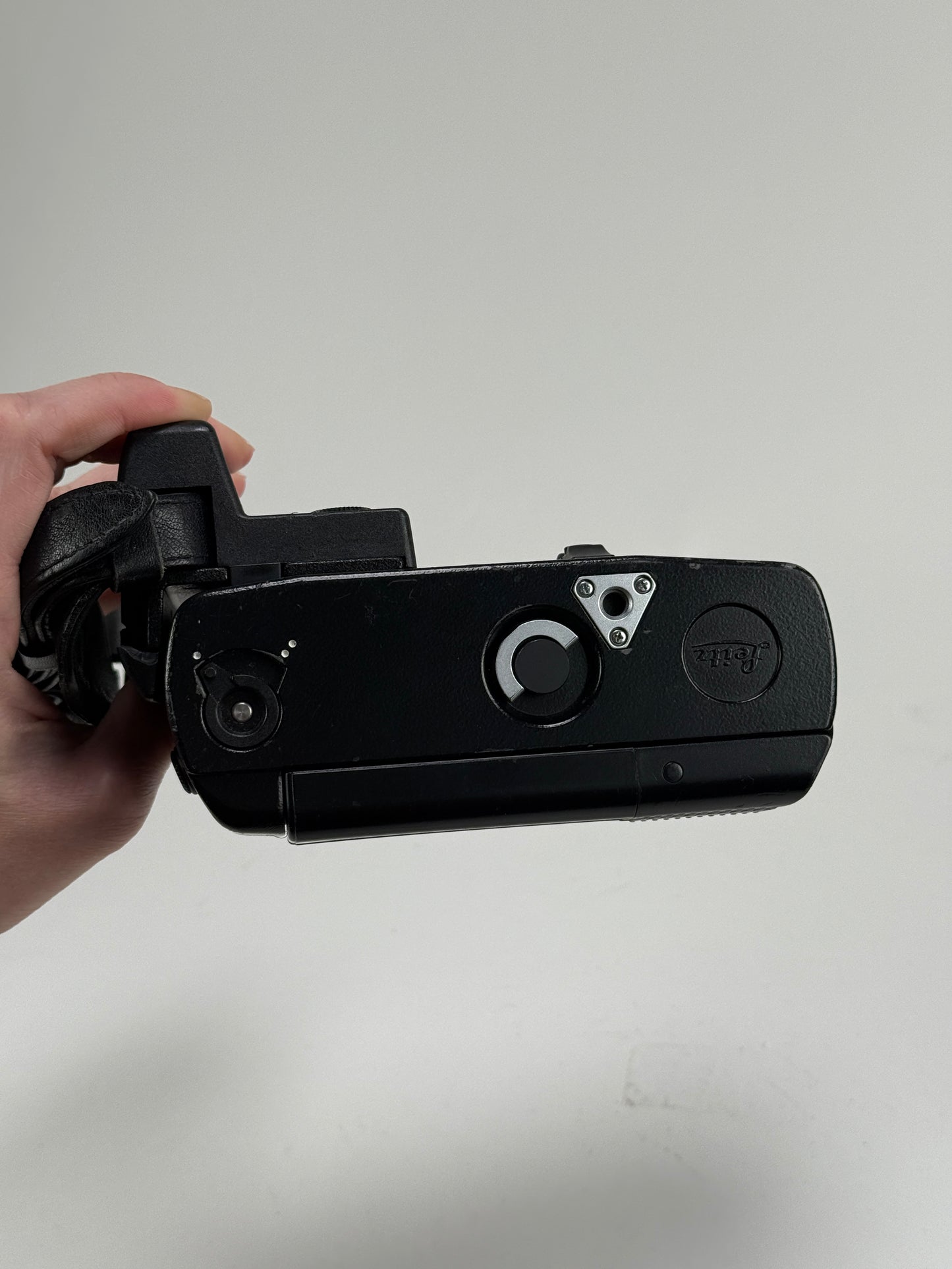 Leica Motor drive & Leica Grip 14283 for R4 R5 R6 RE SLR Camera