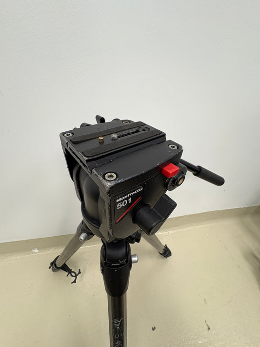 Manfrotto Carbon One 442 Tripod Legs with 501 fluid head
