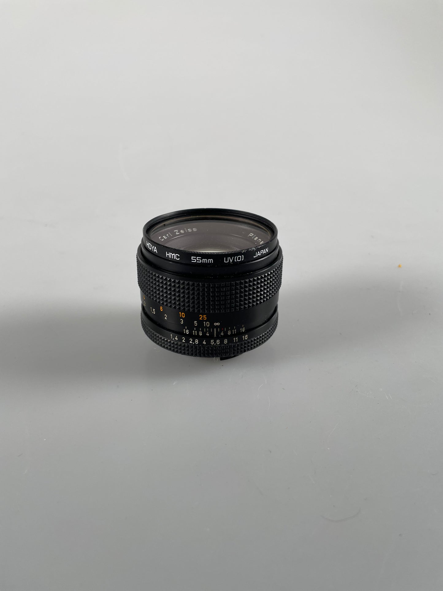 Contax Carl Zeiss Planar 50mm f/1.4 T* AEJ CY Mount Lens