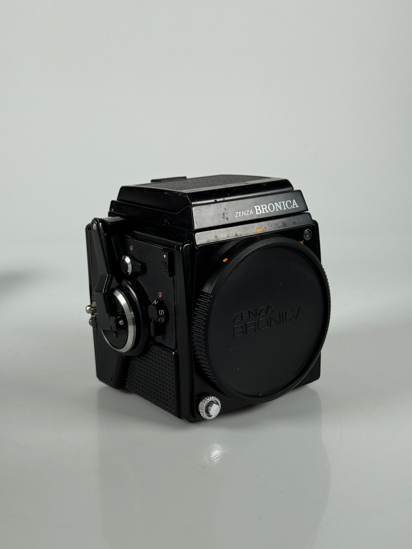 Zenza Bronica SQ-A medium format camera body