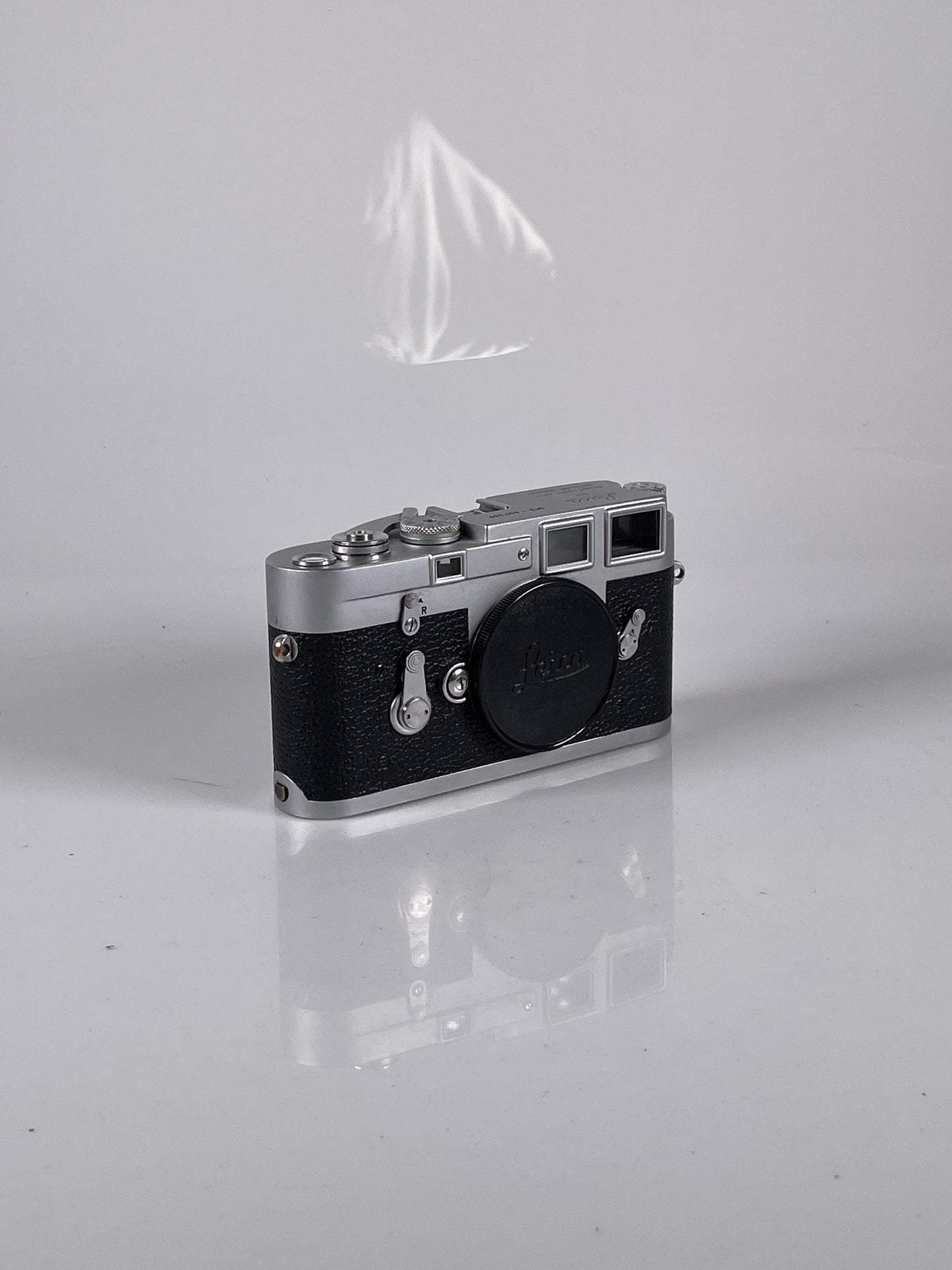 Leica M3 DS Double Stroke Rangefinder 35mm Film Camera