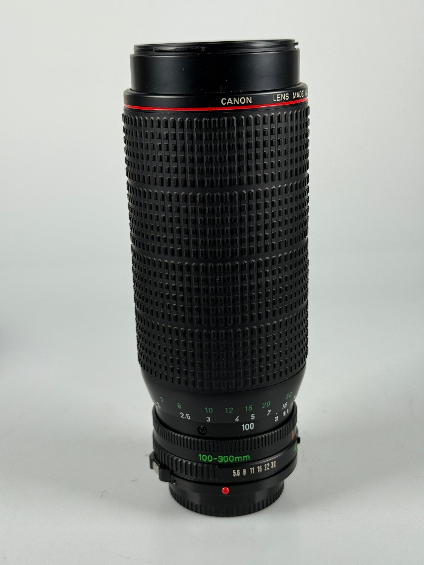 Canon New FD NFD L 100-300mm f5.6 MF Zoom Lens