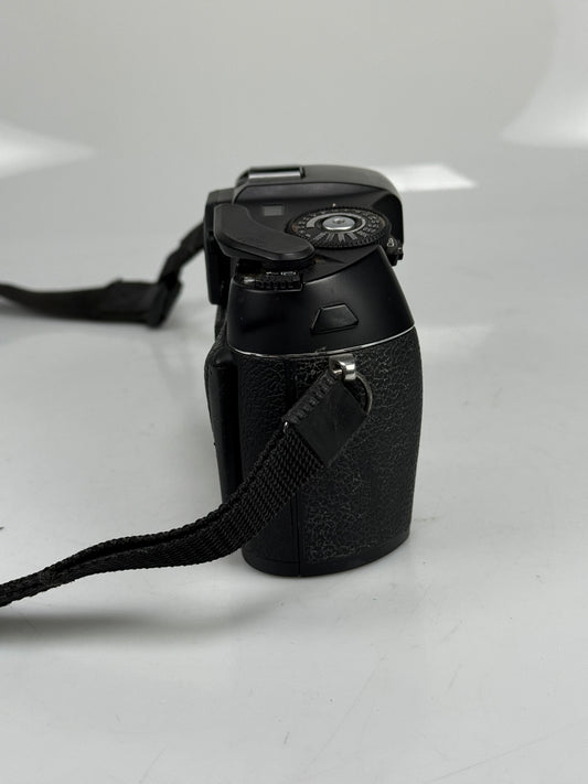 Leica R9 Black Chrome 35mm SLR Body Film Camera body