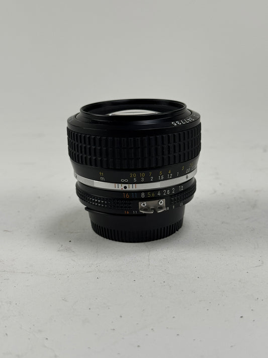 Nikon nikkor 50mm F1.2 MF ais Lens