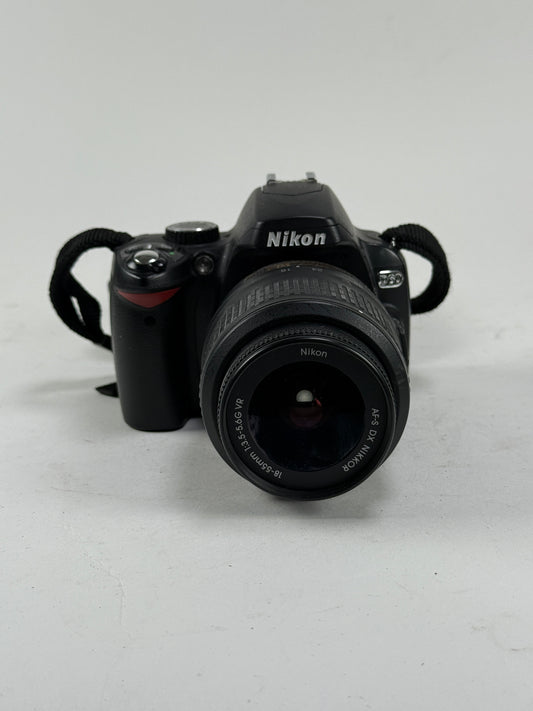 Nikon D D60 10.2MP Digital SLR Camera - Kit with 18-55mm f3.5-5.6 VR Lens
