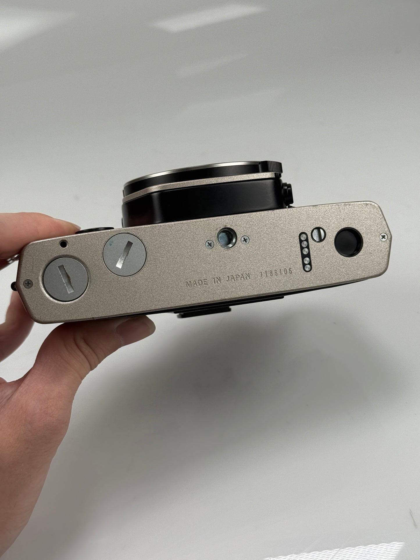 Olympus OM-4T Chrome 35mm SLR Film Camera