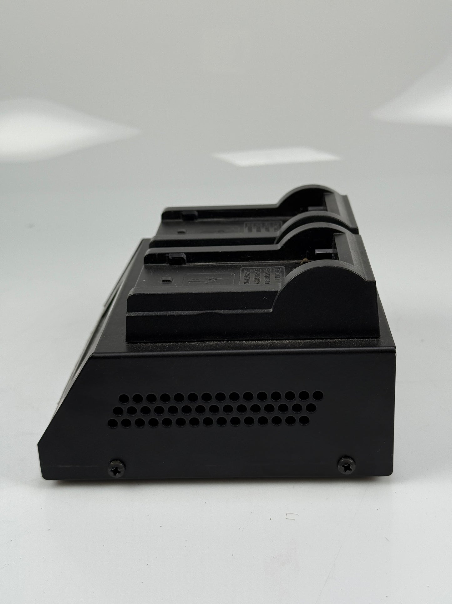Dolgin Engineering TC200-i Fast Charger for Canon BP 955 Batteries