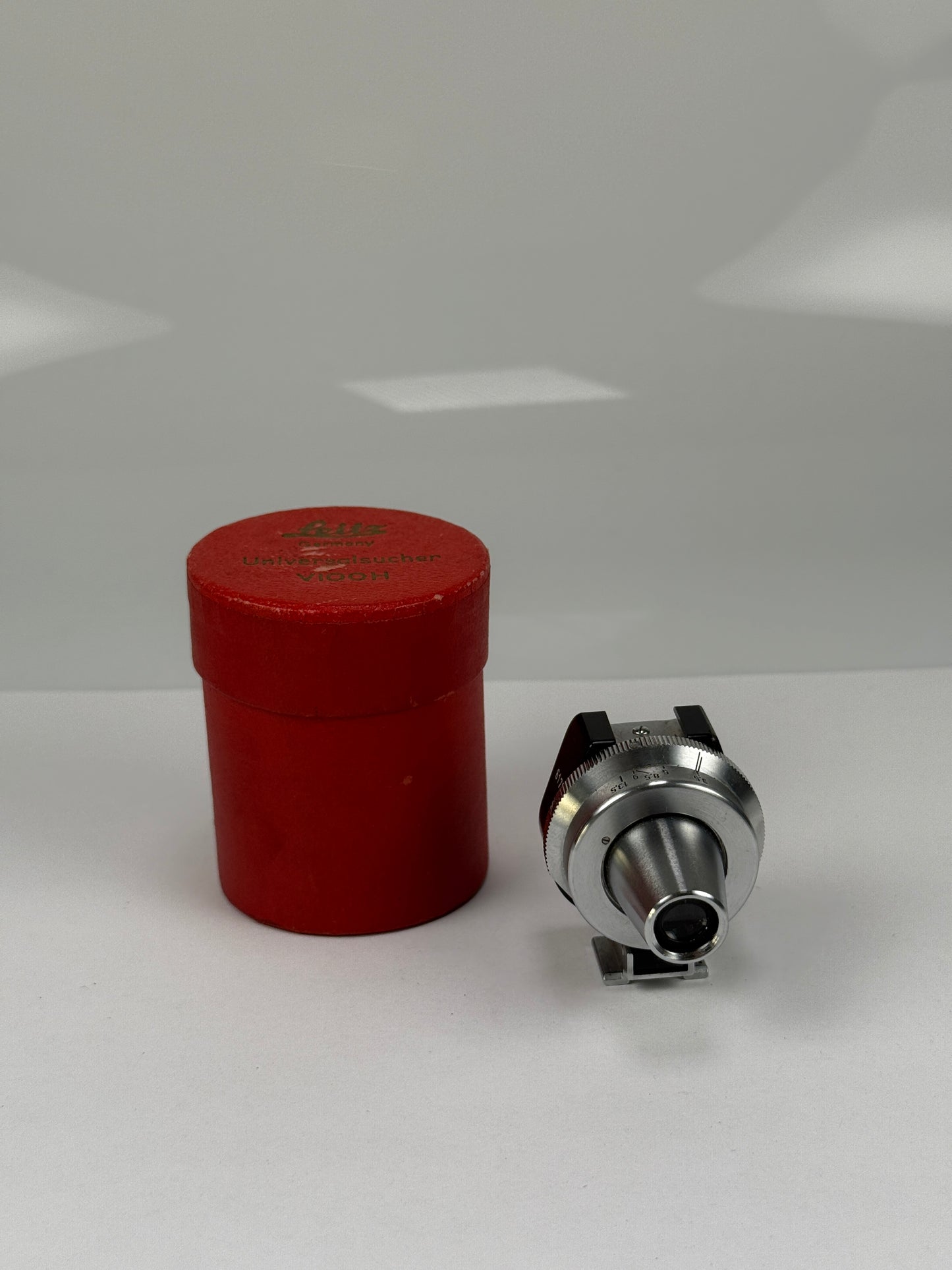 Leica Leitz VIOOH Universal Rangefinder Viewfinder for 3.5 - 13.5cm lens