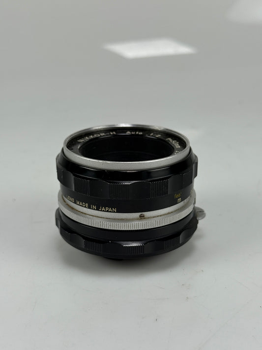Nikon Nippon Kogaku Nikkor-H Auto 5cm 50mm f2 lens