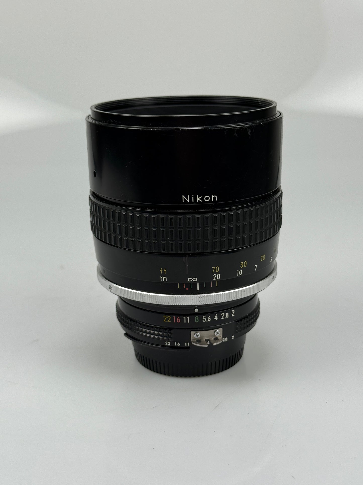 Nikon Nikkor 135mm F2 AI Lens manual focus