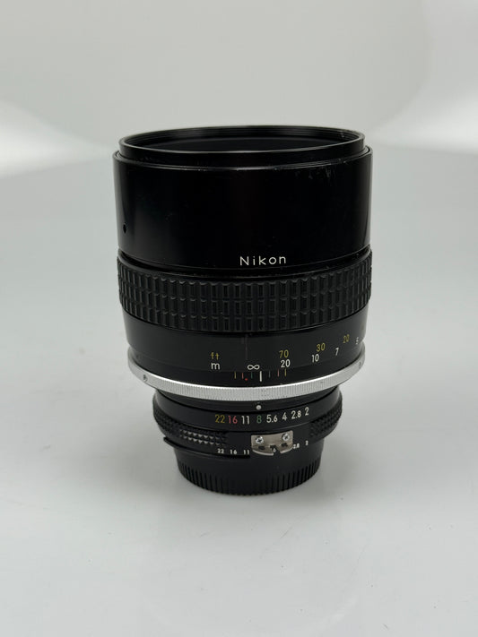 Nikon Nikkor 135mm F2 AI Lens manual focus