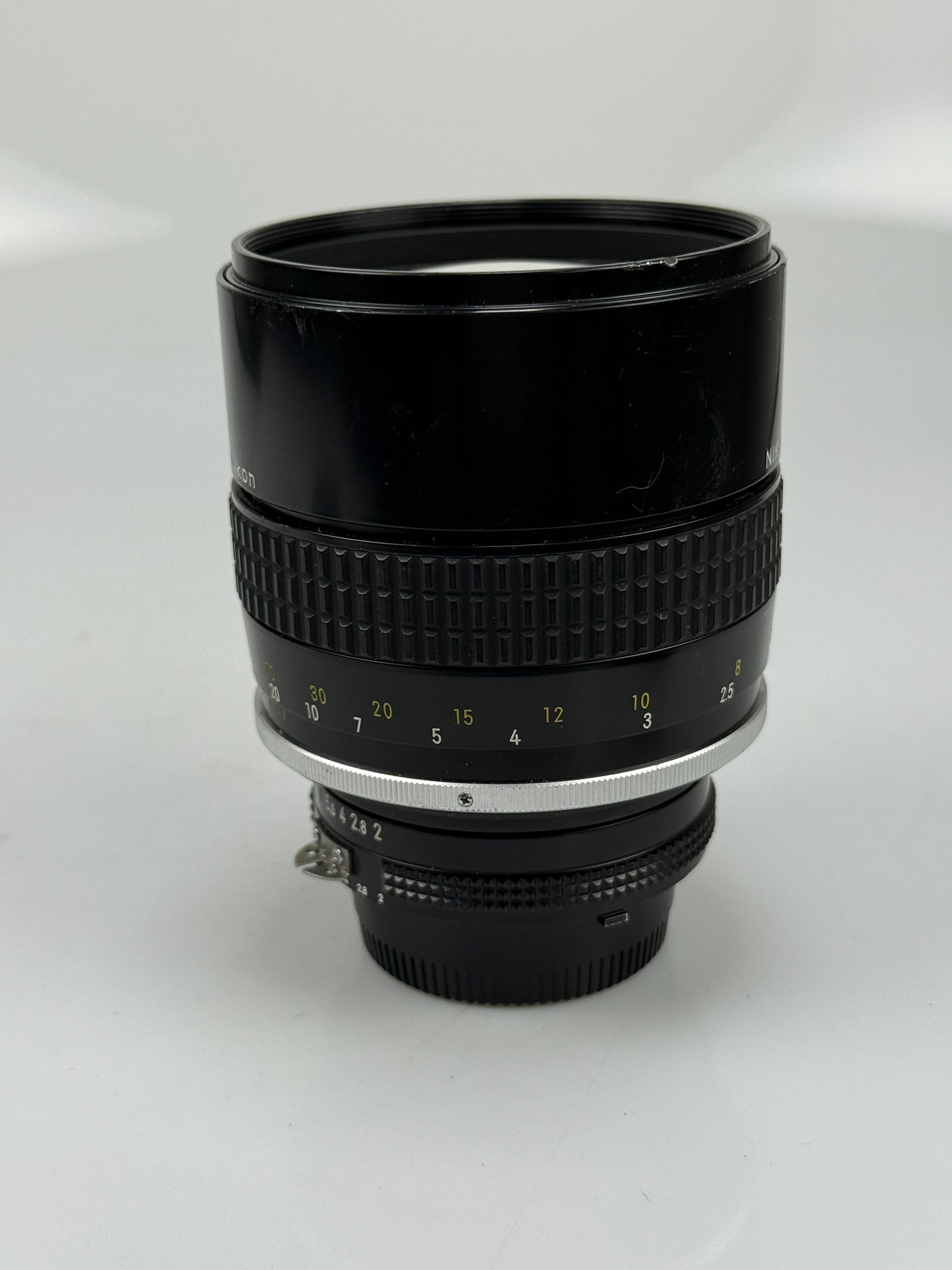 Nikon Nikkor 135mm F2 AI Lens manual focus