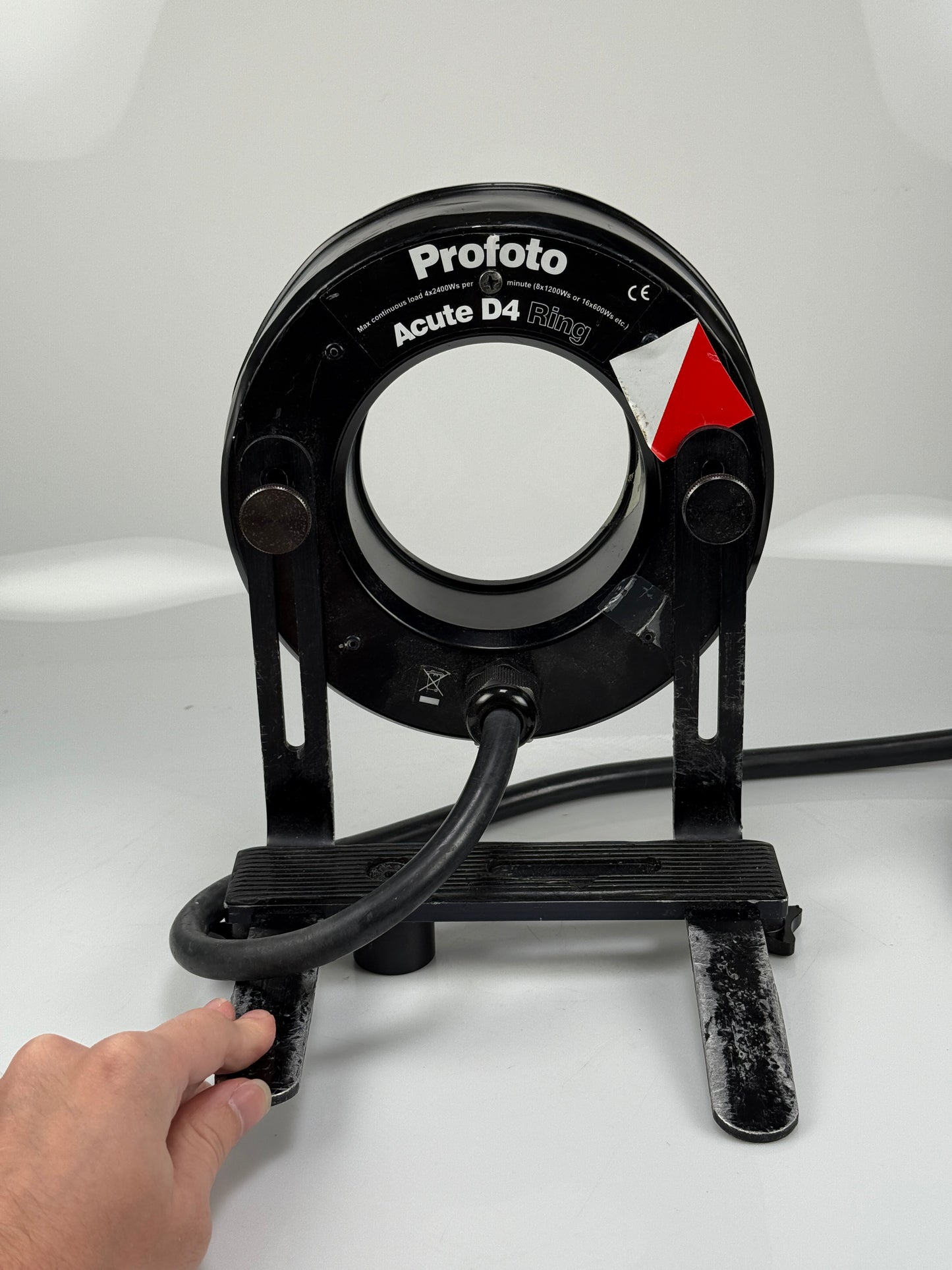 Profoto Acute D4 Ring Flash With Bracket