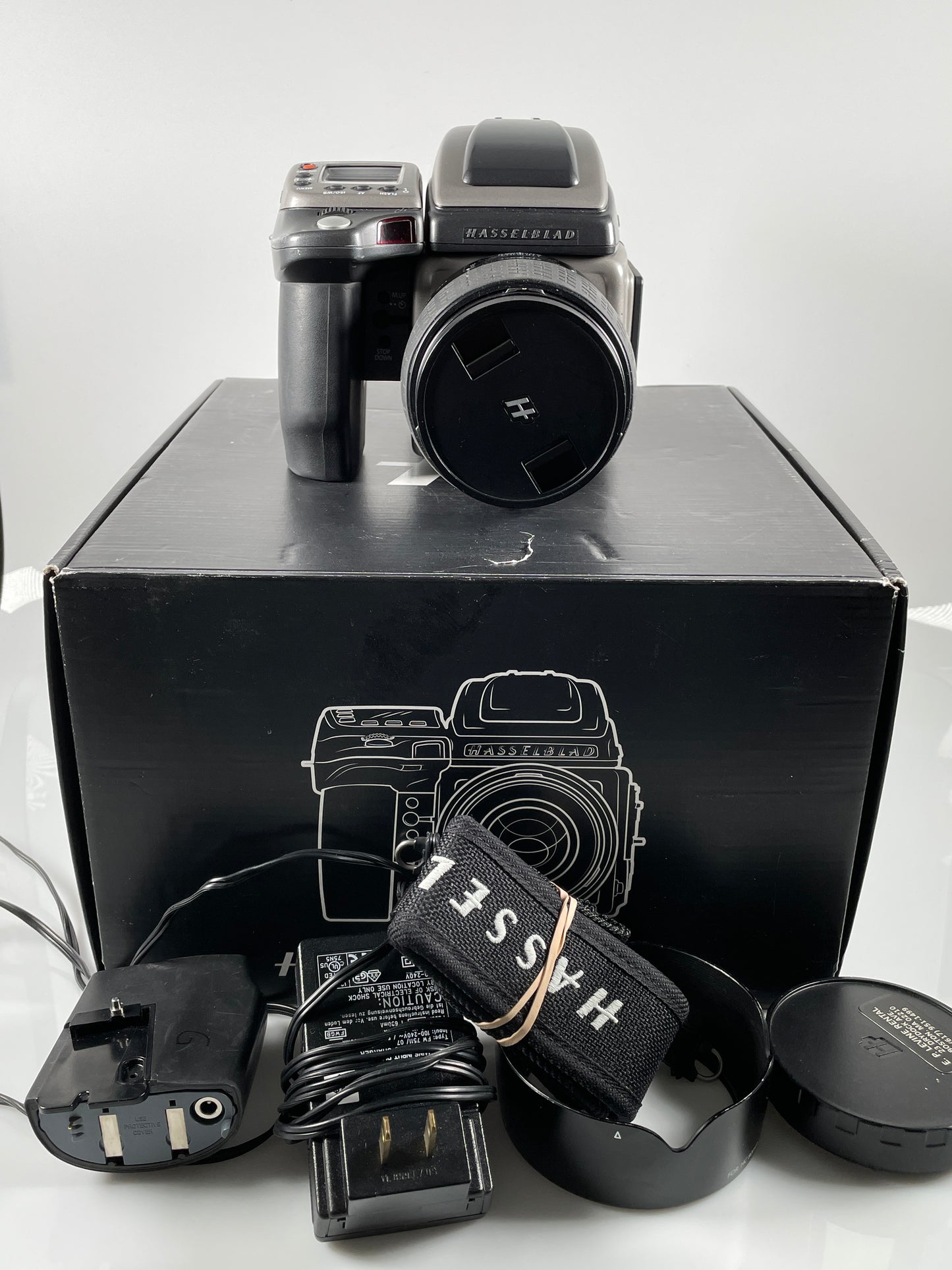 Hasselblad H3D 31mp Medium Format Camera with 80mm f2.8 HC lens