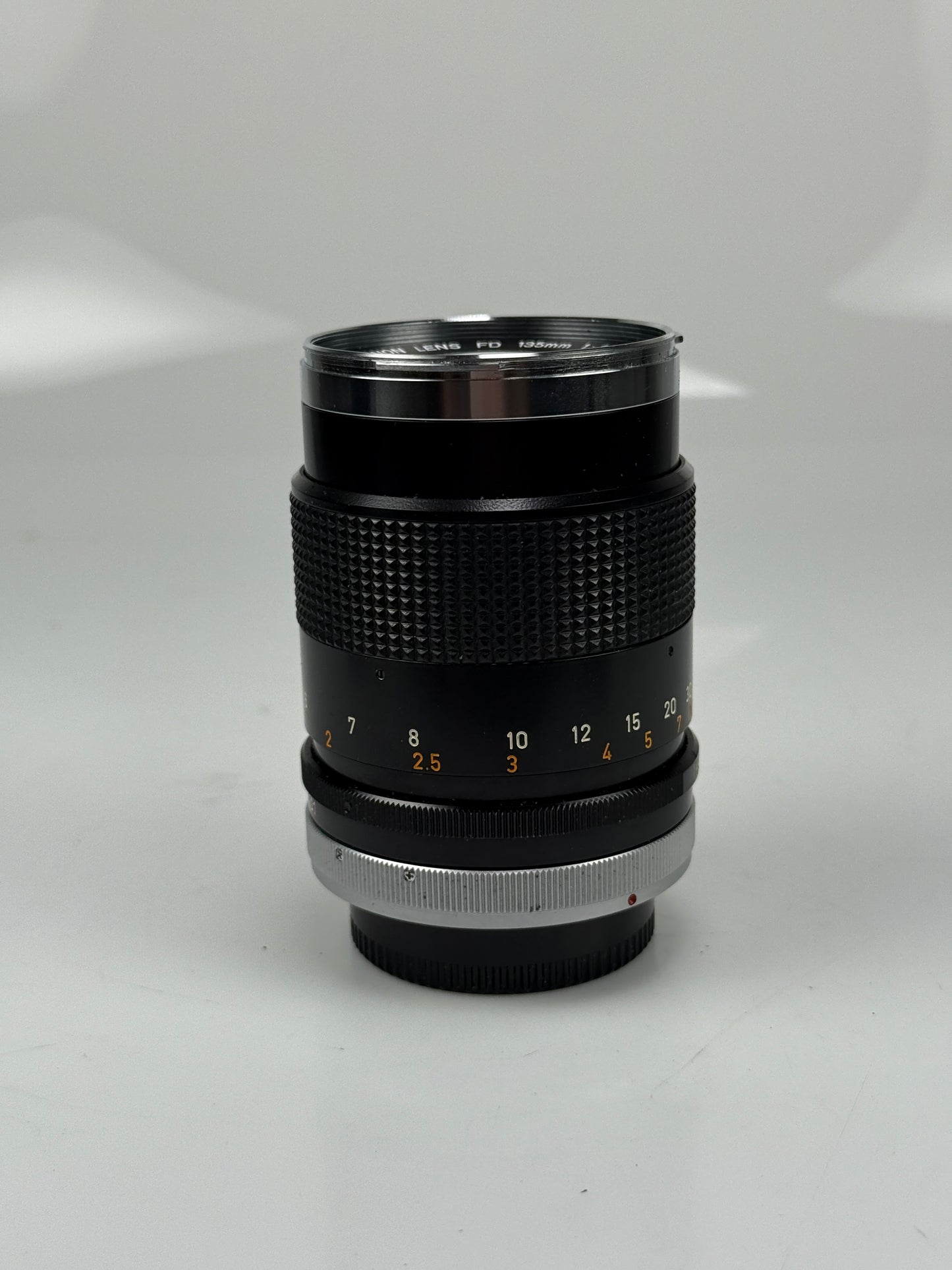 Canon FD 135mm f3.5 Lens chrome nose
