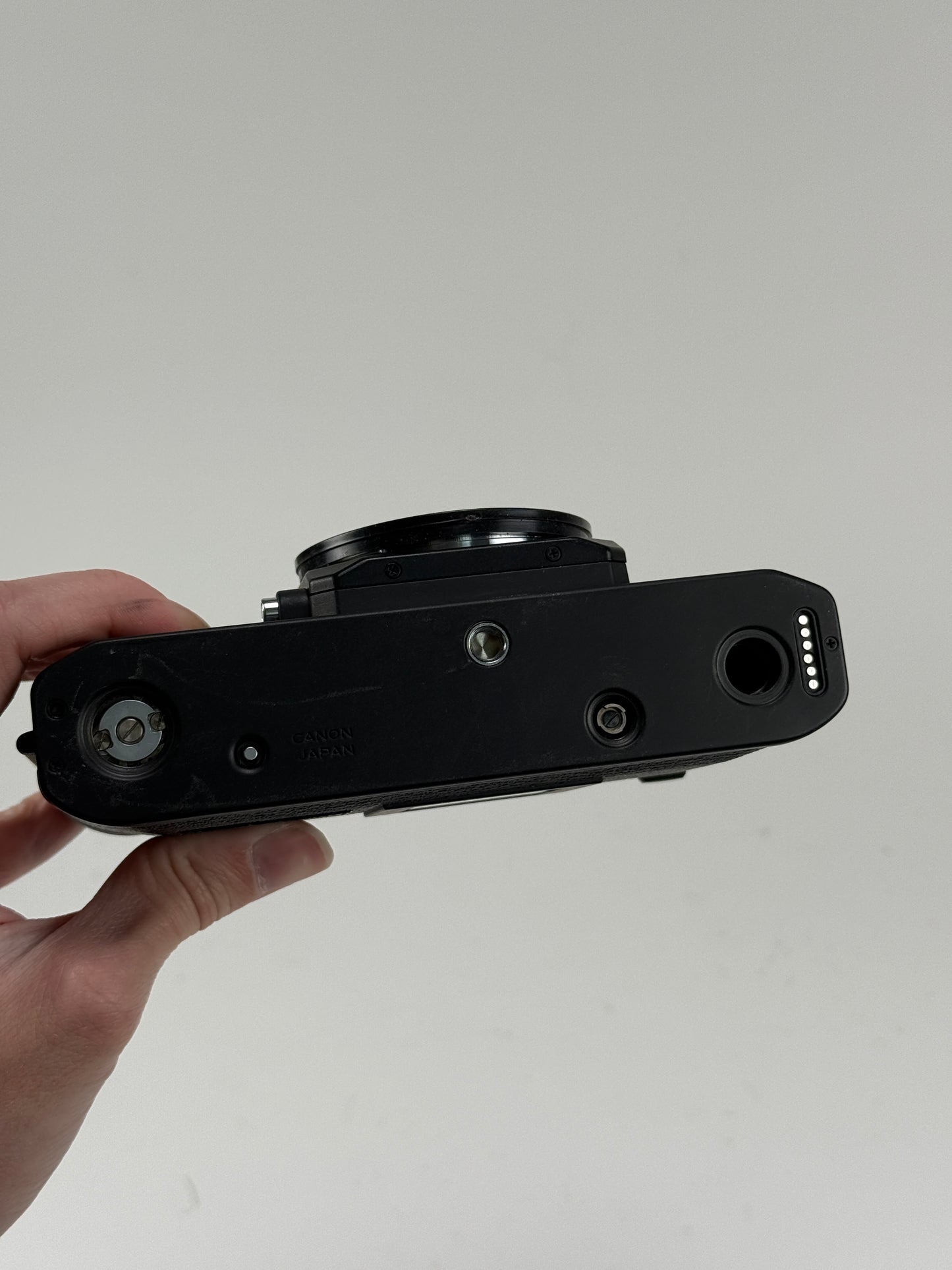 Canon F-1 New Black 35mm SLR Film Camera Body