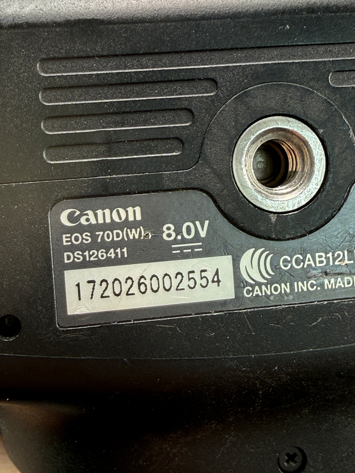 Canon EOS 70D Digital SLR 20.2MP Camera Body