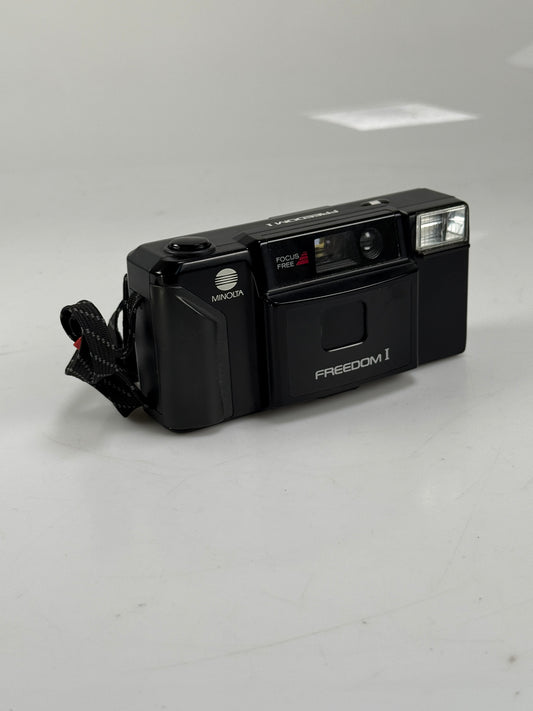 Minolta Freedom I 35mm Film Camera Compact Point & Shoot