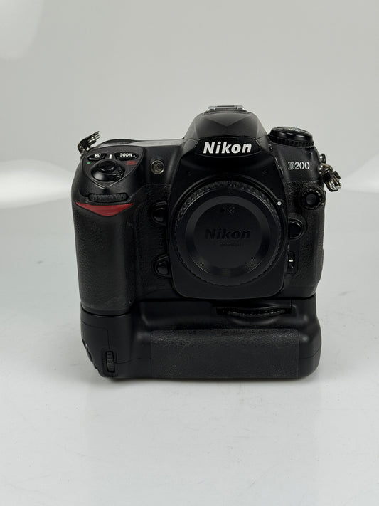 Nikon D200 10.2MP DX Digital SLR Camera With MB-D200