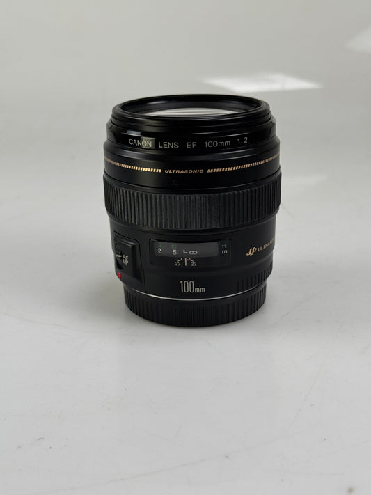 Canon EF 100mm f2 USM Lens