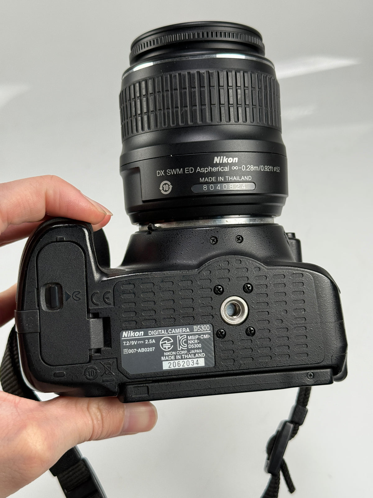 Nikon D5300 24.2MP DSLR Camera with 18-55mm VR Lens