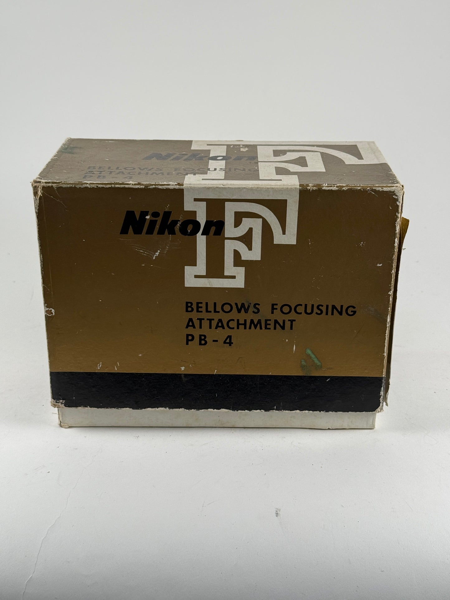 NIKON PB-4 in box Bellows Focusing attachment w/ swing shift adjustment