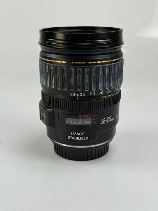 Canon EF 28-135mm f3.5-5.6 IS USM lens