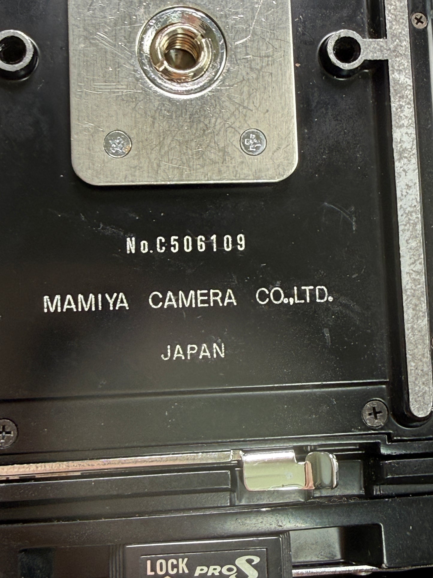 Mamiya RB67 Pro S with 140mm f4.5 Mamiya-Sekor Macro C and 120 film back