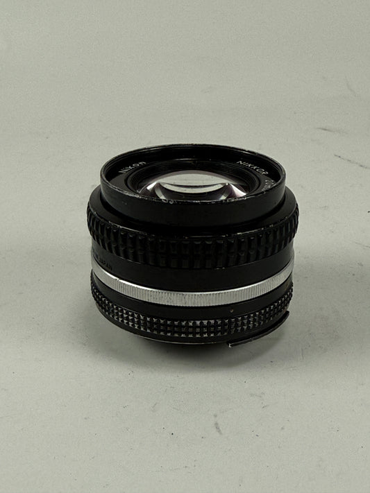 Nikon Nikkor 20mm F4 Ais Manual Focus Lens