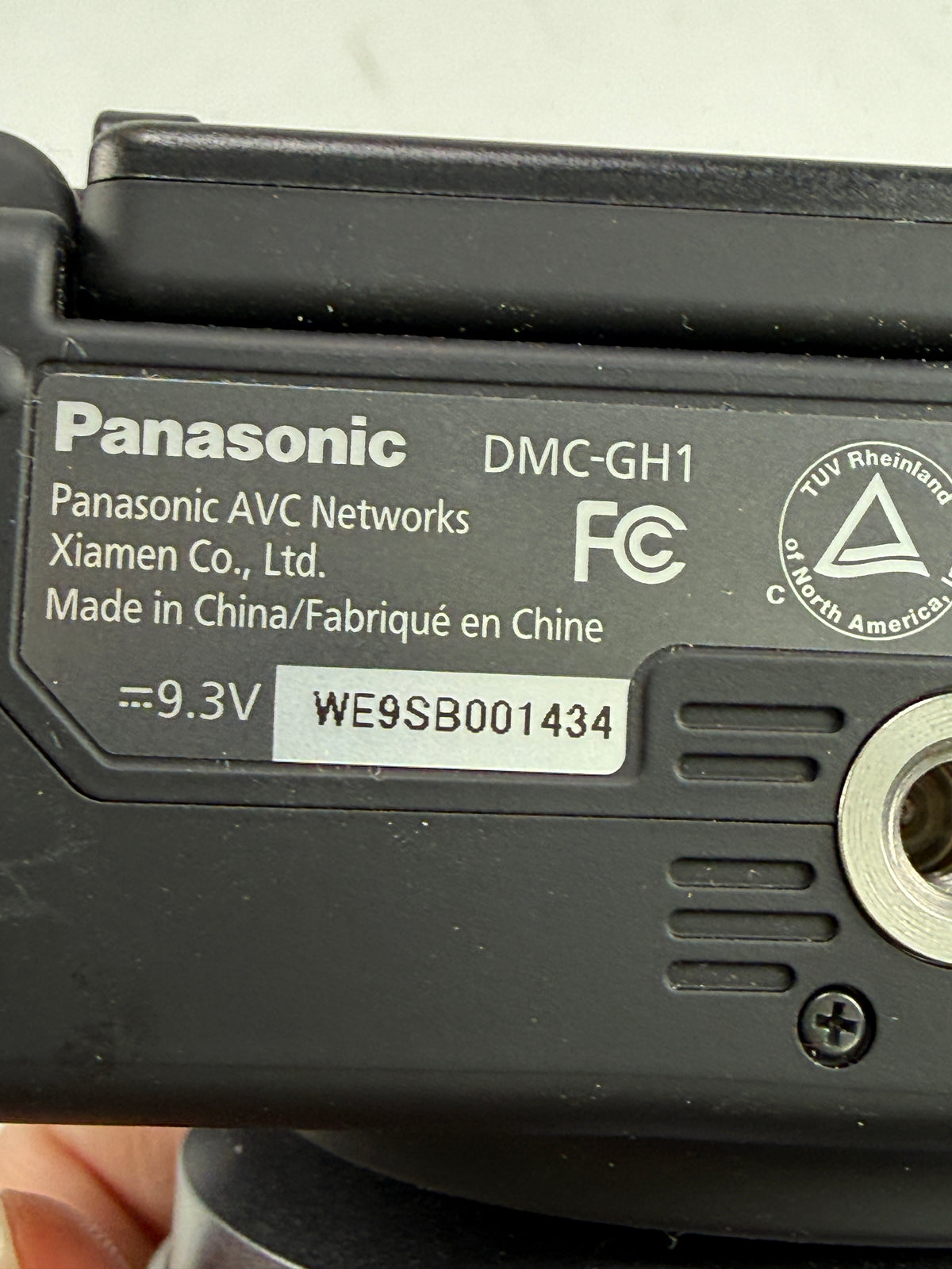 Panasonic LUMIX DMC-GH1 Black 12.1MP 14-140mm f4.5-5.8 Lens