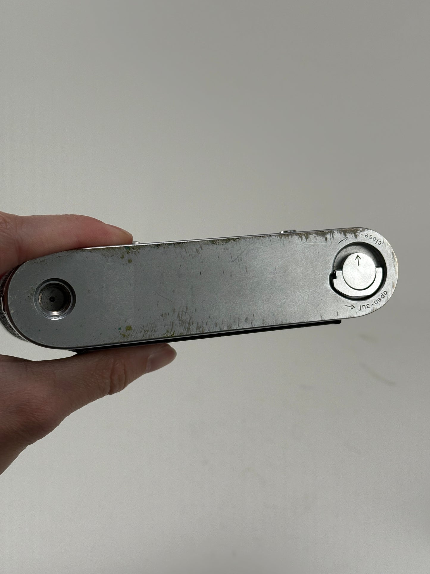 Leica M2 button rewind Chrome 35mm rangefinder film camera body