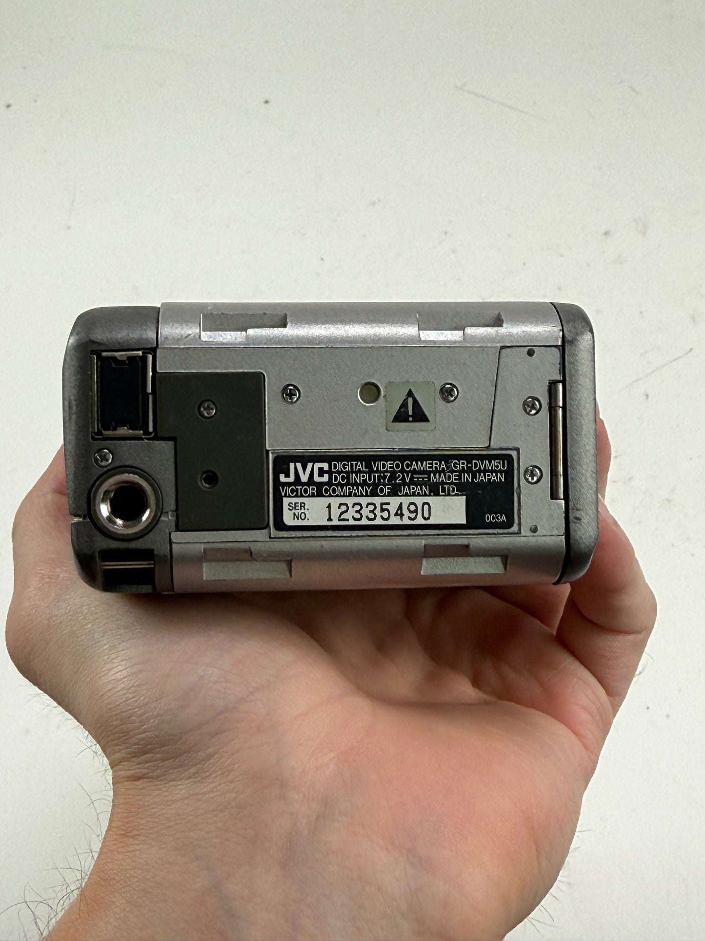 JVC GR-DVM5 MiniDV Digital Camera Camcorder & Charger