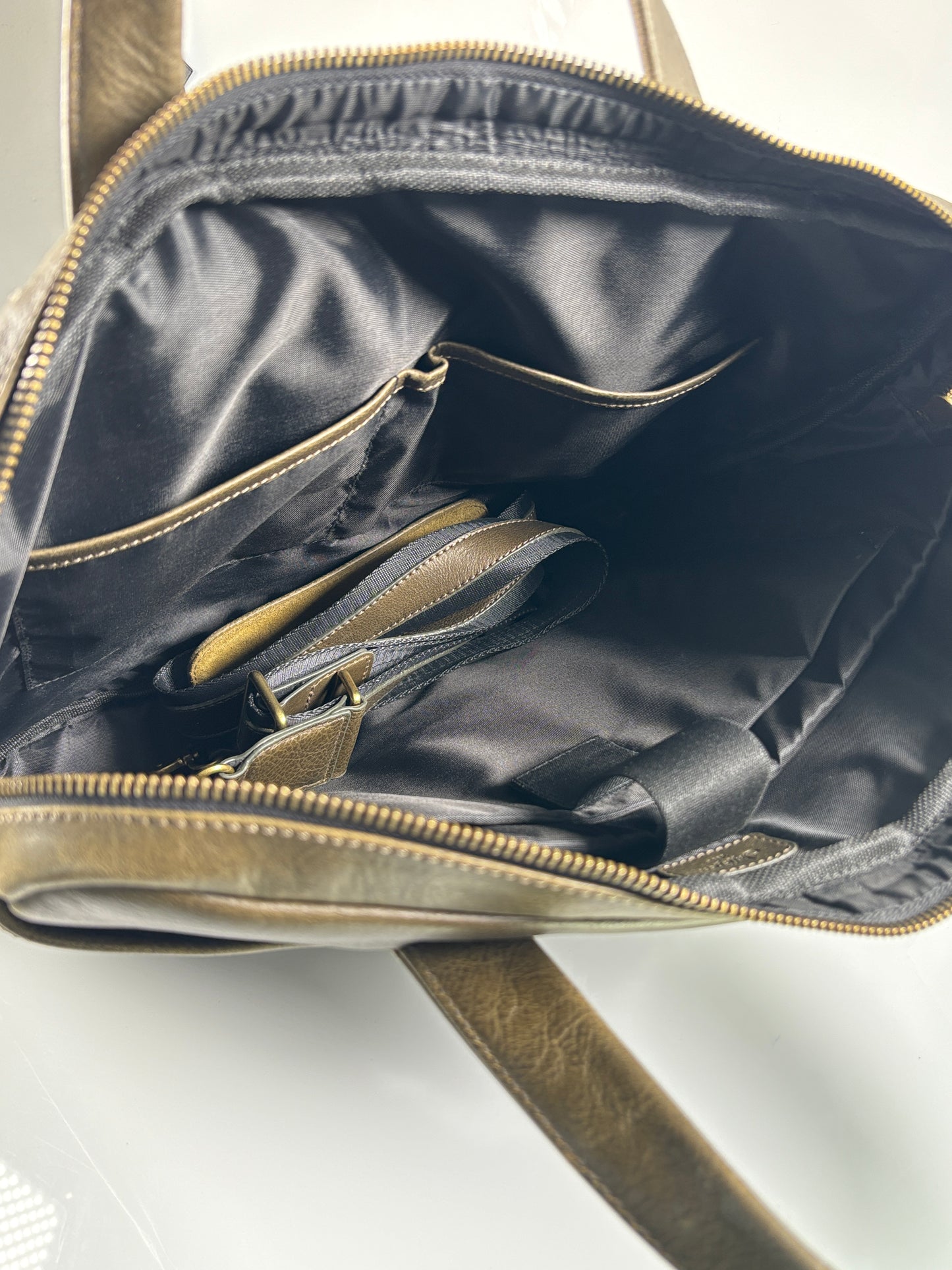 Jafferjees 1880 Leather Satchel Bag Case