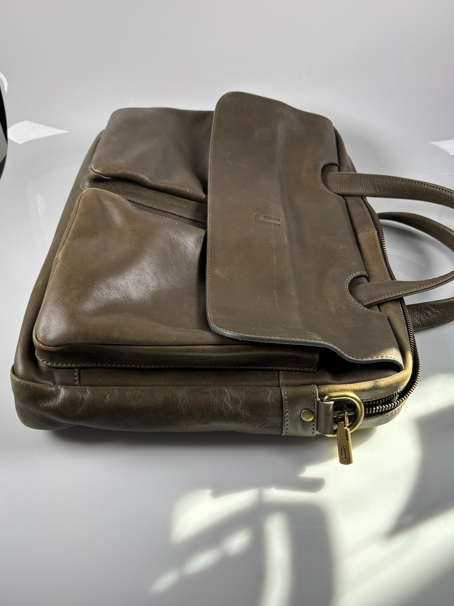 Jafferjees 1880 Leather Satchel Bag Case