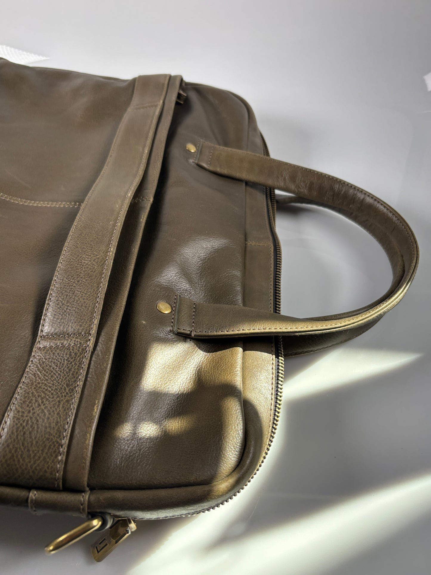 Jafferjees 1880 Leather Satchel Bag Case