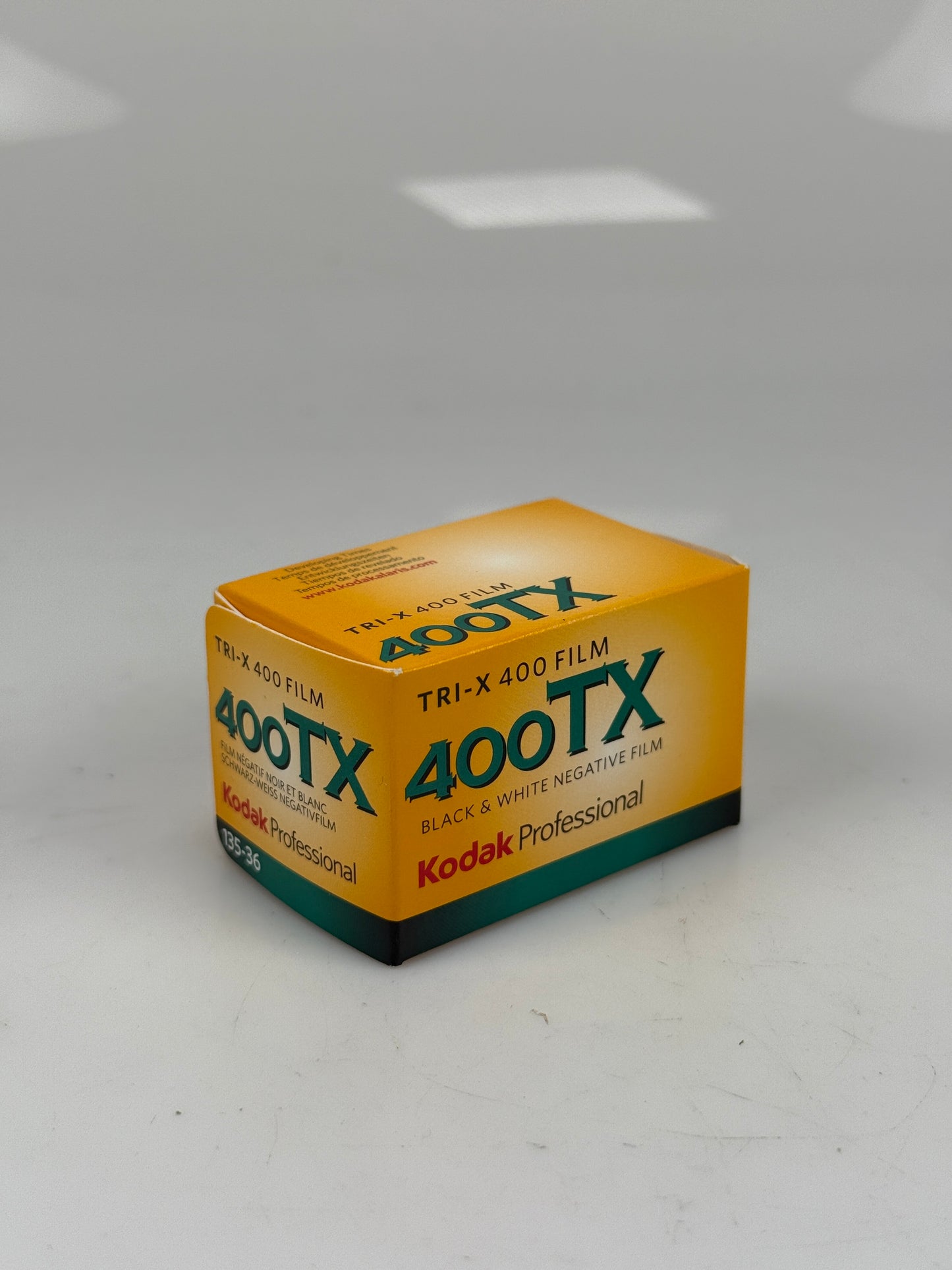 Kodak Professional Tri-X 400 Black and White Negative Film (35mm Roll Film, 36 Exposures)